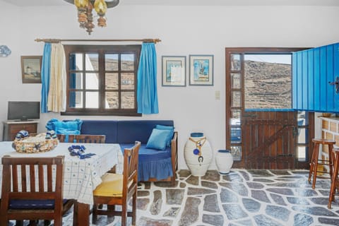 Bella Vista Villa in Kea-Kythnos