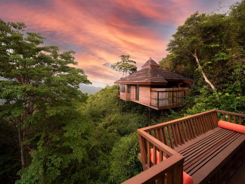 Yalong Bay Earthly Paradise Birds Nest Resort （Mountain Villas) Hotel in Sanya