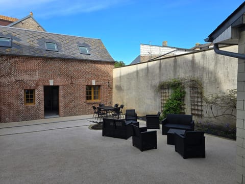 Patio, Balcony/Terrace