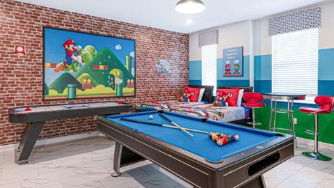 Billiard, Game Room