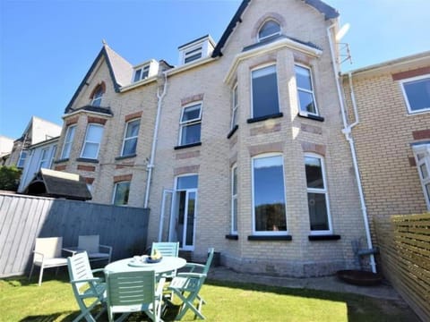 Seaview 6 Bedroom Villa, Ilfracombe House in Ilfracombe