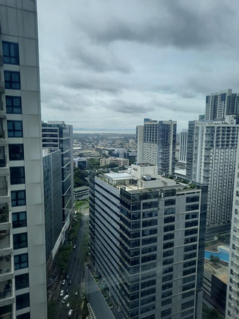 Bonifacio global city one uptown residence bgc Apartment in Makati