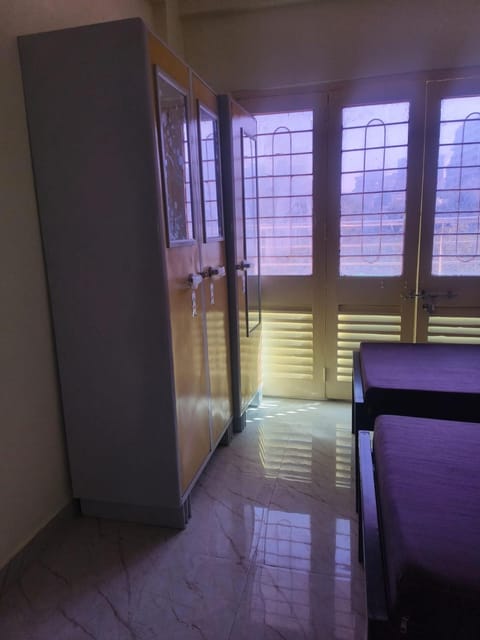 RR pg Condominio in Pune
