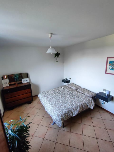 Porzione di villa nel verde Apartment in Reggio Emilia