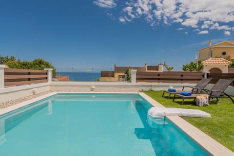 Superb Argassi Villa - 2 Bedrooms - Villa Siesta - Great Sea Views - Close to Beach and Amenities Villa in Argassi