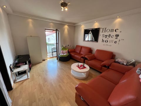 Gemütliche 2 Zimmer Wohnung by Rabe - Netflix & Coffee-Bar Apartment in Karlsruhe