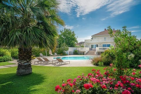 Garden view, Swimming pool