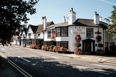 The Red Lion Hotel | Uxbridge | VacationRenter