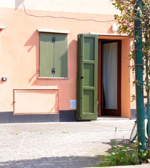 Guest House Guicciardini Condo in Reggio Emilia