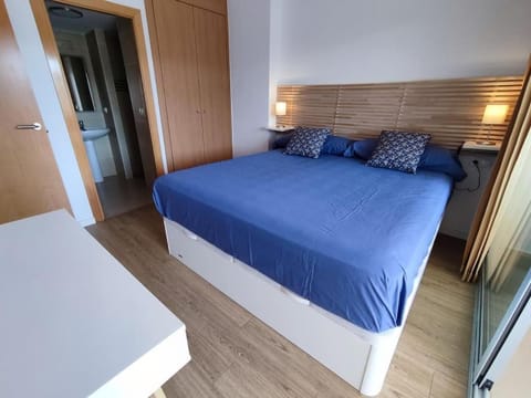 Apartamento a 150m de la playa con piscina y parking Apartment in Sant Antoni de Calonge