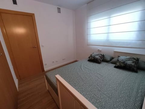 Apartamento a 150m de la playa con piscina y parking Apartment in Sant Antoni de Calonge