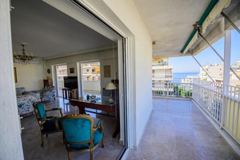 Batis Sea View Apartment in South Athens