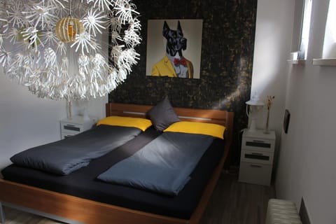 Bed, Bedroom