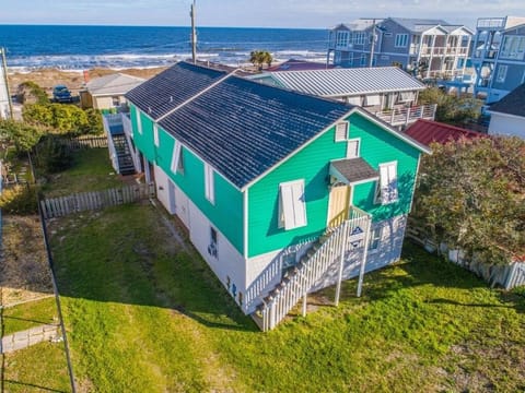 Hit The Beach Carolina Beach great views House in Kure Beach