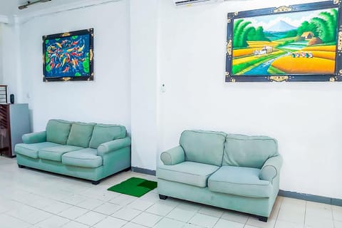 Shooting Star Hostel Kuta RedPartner - mixed dormitory Hotel in Kuta