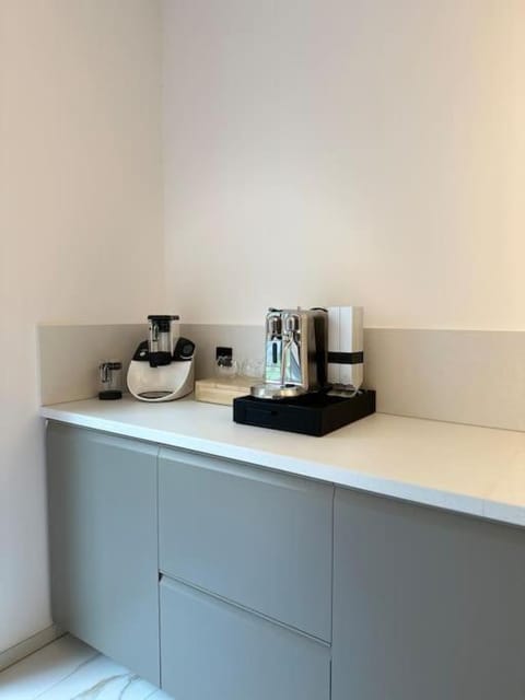 Coffee/tea facilities, Kitchen or kitchenette