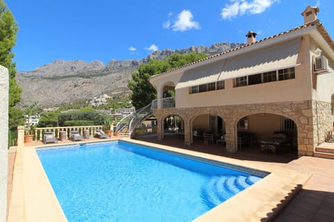 Altea villa with private swimming pool House in Marina Baixa