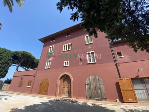 CASTELLUCCIO Condo in San Vincenzo