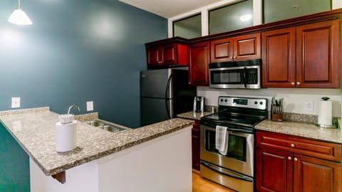 Landing Modern Apartment with Amazing Amenities (ID6716X52) Appartamento in Church Hill