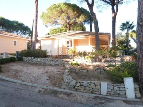 Property building, Garden, Garden view