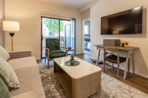 Landing Modern Apartment with Amazing Amenities (ID5140X6) Apartment in Gilbert