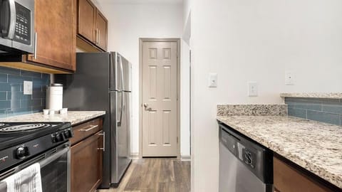 Landing Modern Apartment with Amazing Amenities (ID5620X67) Condo in North Druid Hills