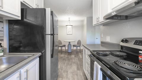 Landing Modern Apartment with Amazing Amenities (ID9974X77) Condo in Sparks