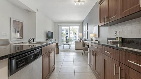 Landing Modern Apartment with Amazing Amenities (ID8740X18) Apartment in West Palm Beach