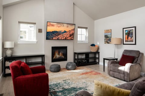 Southbridge Cottage: Cozy and Modern Home Haus in Bozeman