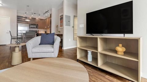 Landing Modern Apartment with Amazing Amenities (ID1266X740) Condo in Louisville