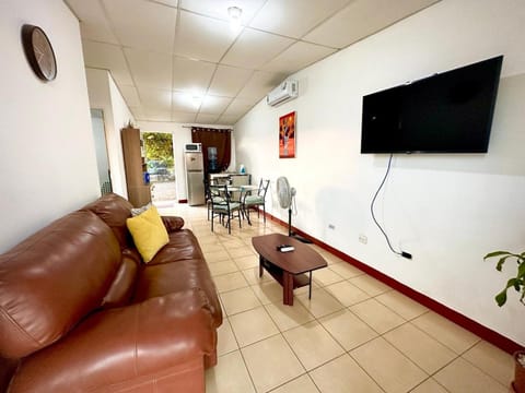 Communal lounge/ TV room, TV and multimedia, Living room