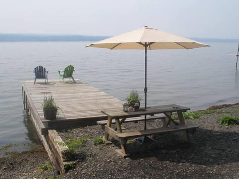 Lakeside Home w/Sunset View, 6 Kayaks &Peddleboat House in Seneca Lake