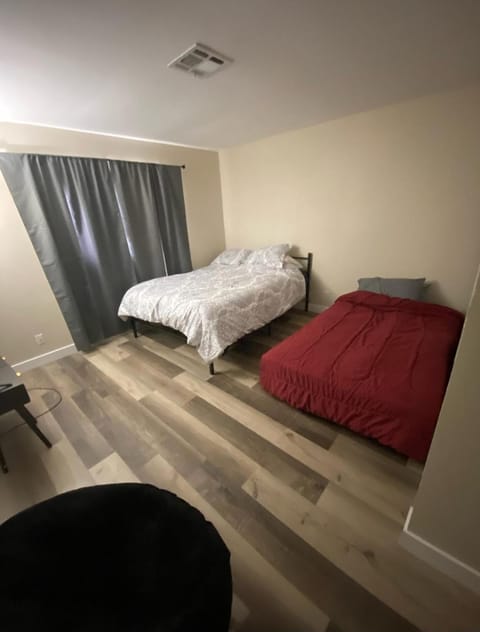 condo in downtown free parking 4 mins frm Freemont Apartment in Las Vegas