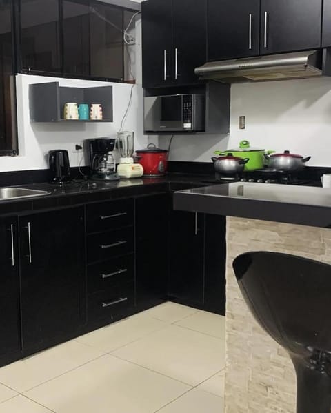 Kitchen or kitchenette, Kitchen or kitchenette