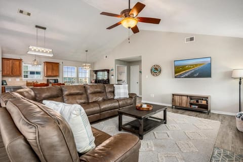 Tropic Like It's Hot home House in Bolivar Peninsula