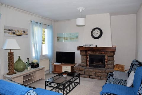 Maison indépendante avec cour, jardin clos et WIFI à PERROS-GUIREC - Réf 333 Villa in Perros-Guirec