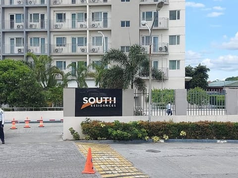 SMDC South Residences / Bai Staycation Condo in Las Pinas