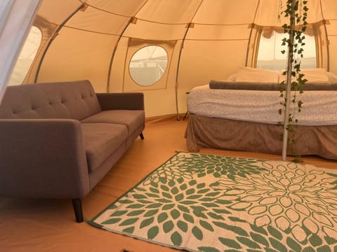 North Shore Glamping / Camping Laie, Oahu, Hawaii Luxury tent in Laie