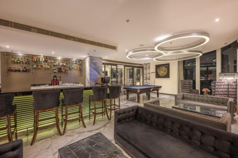 Lounge or bar, Seating area