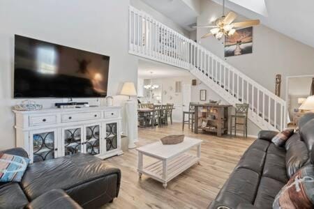 6 Bedroom Beach House - Marsh Views Anchors Away House in North Myrtle Beach