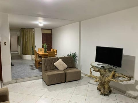 Communal lounge/ TV room, TV and multimedia, Living room, Seating area, Evening entertainment