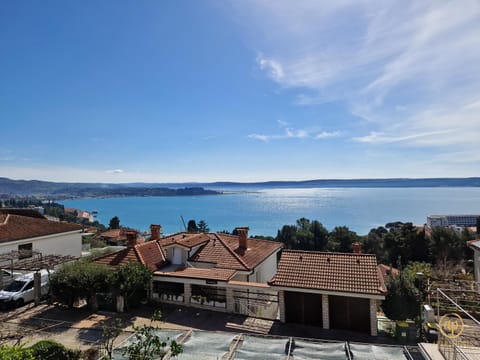 Day, Neighbourhood, Natural landscape, Sea view