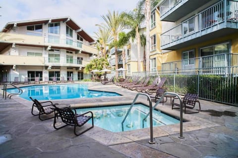 Property building, Pool view, Swimming pool