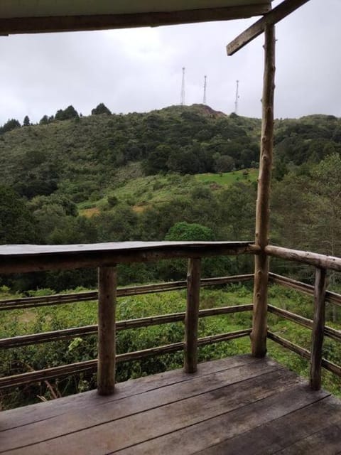 Cabaña Rural de Montaña en La Cima de Dota Chalet in Cartago Province, Costa Rica