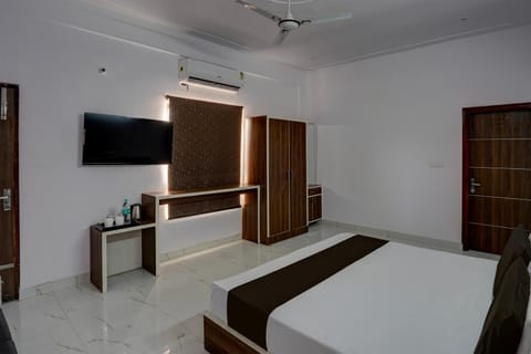OYO Kanak Residency Hotel in Noida