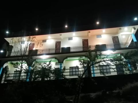 Prince Homestay & Restaurant Sonprayag Triyuginarayan road ( Kedarnath) , Uttarakhand Vacation rental in Uttarakhand