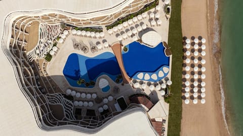 Property building, Bird's eye view, Swimming pool