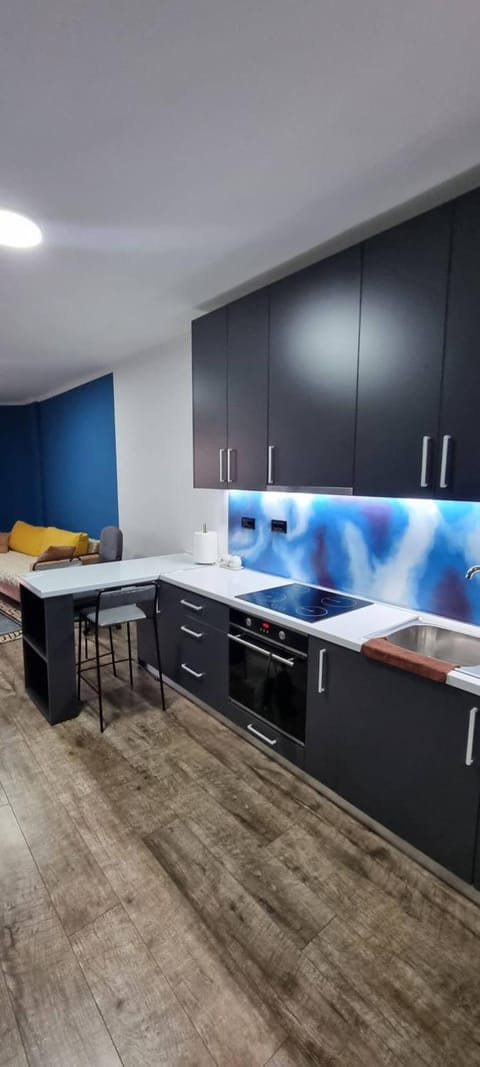 2# Lovely spacious 1-Bedroom Apart Apartment in Tirana