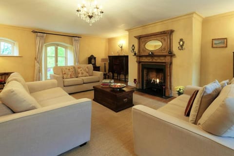 Rare Opportunity to stay on Unique Private Estate House in Malahide