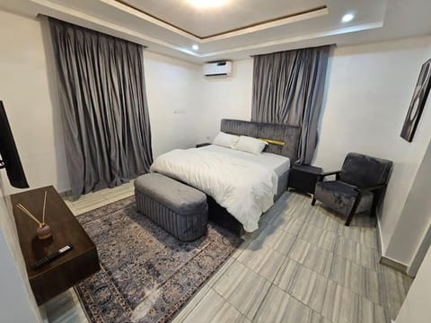 Mannex luxury 3BRD APT in wuye Condo in Abuja